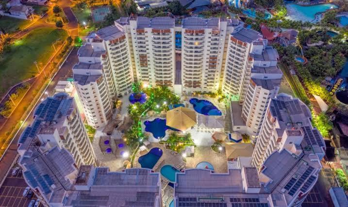 Wyndham Olimpia Royal Hotels Dış mekan fotoğraf Aerial view of the complex