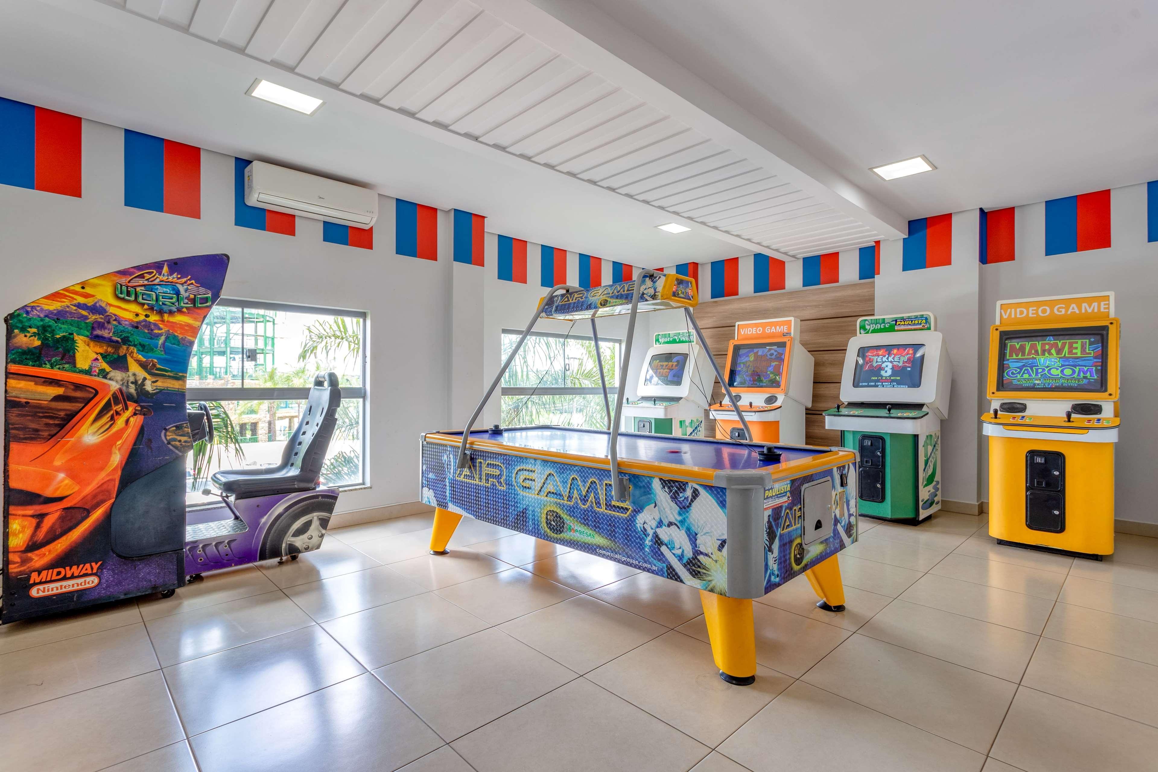Wyndham Olimpia Royal Hotels Dış mekan fotoğraf The game room