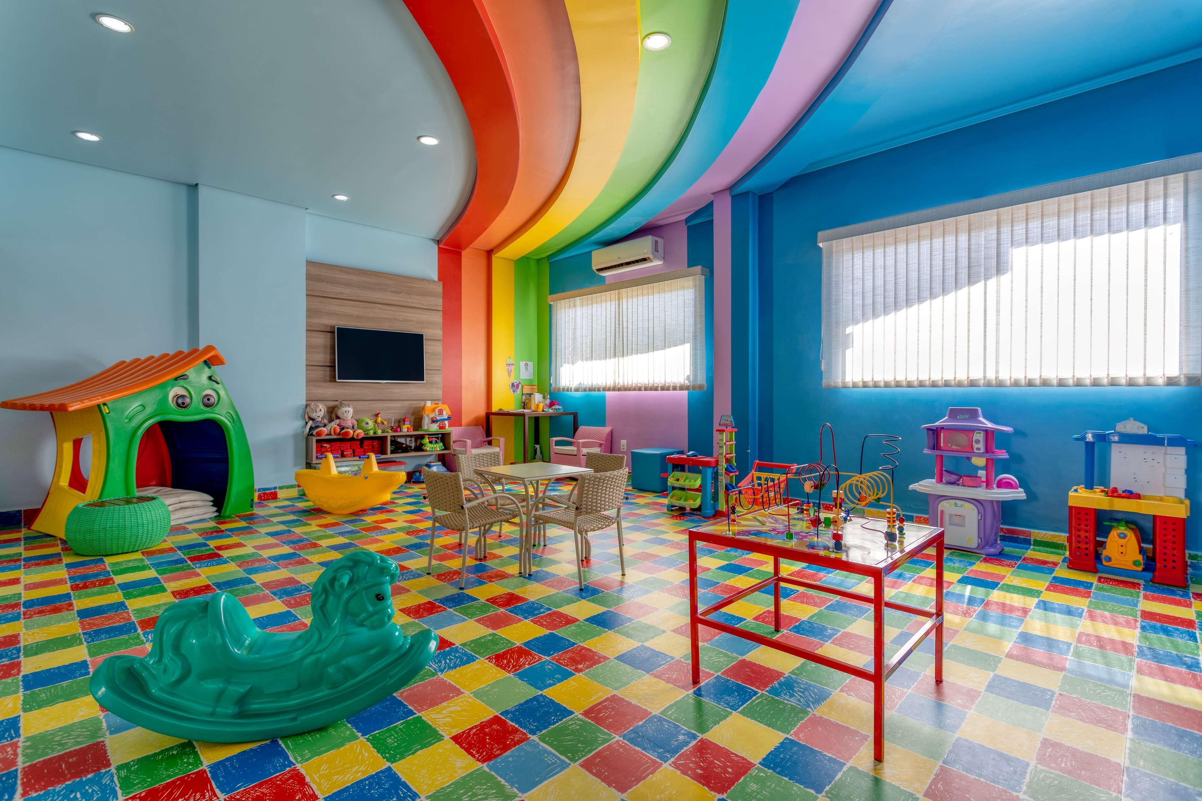Wyndham Olimpia Royal Hotels Dış mekan fotoğraf A nursery in Thailand