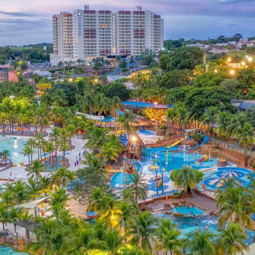Wyndham Olimpia Royal Hotels Dış mekan fotoğraf Aerial view of Splash Island