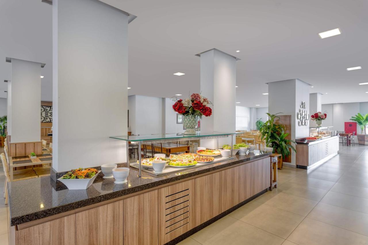 Wyndham Olimpia Royal Hotels Dış mekan fotoğraf Restaurant